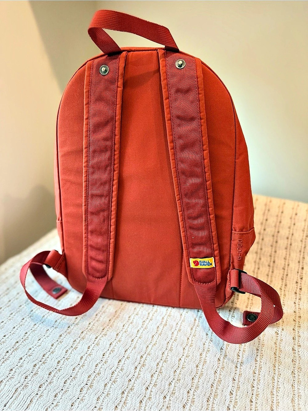 Fjallraven Vardag 16 Red Backpack - Picture 2 of 11
